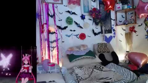 purplekattlyn online show from February 21, 4:48 am