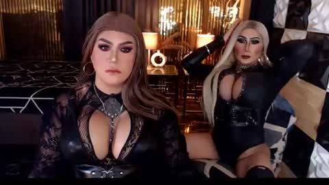 queen_horsecock online show from June 28, 11:03 am