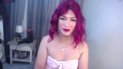 Sabrina online show from December 21, 2:45 pm