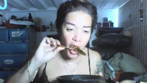 stephanie online show from April 21, 2:51 am