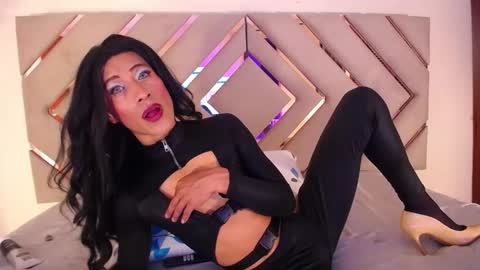 RAVEN FOXTER online show from February 11, 12:51 am