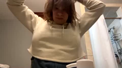 rcherrycola00 online show from April 5, 6:55 am