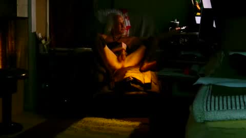 PINK HOLE TWINK online show from January 15, 5:50 am