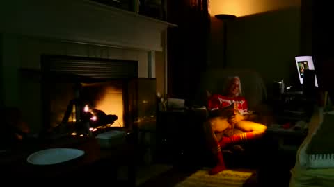 PINK HOLE TWINK online show from January 16, 6:55 am