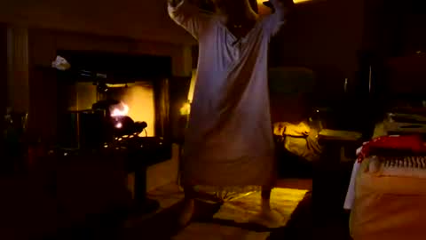 PINK HOLE TWINK online show from March 18, 3:40 am