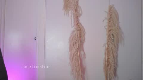 Lyla OF roselinedior online show from January 13, 2:25 pm