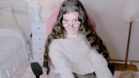 MY FANSLY  online show from April 21, 8:15 pm