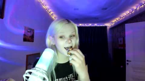 Samantha online show from September 15, 5:40 pm