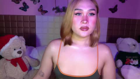 Sarah Drews   Super model online show from December 23, 4:28 pm