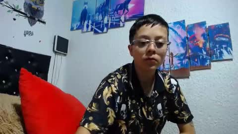 Snapshot of sebastian_posse chatting on January 22, 2:59 am Myystiic online show from January 22, 2:59 am