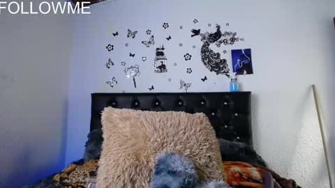 Snapshot of sebastian_posse chatting on January 22, 4:55 pm Myystiic online show from January 22, 4:55 pm
