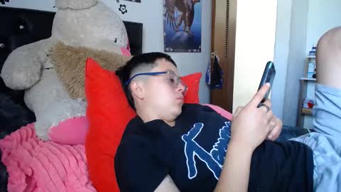 Snapshot of sebastian_posse chatting on January 29, 8:46 pm Myystiic online show from January 29, 8:46 pm