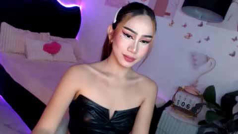 Vanessa online show from April 6, 3:56 pm