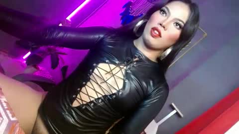 cassie online show from November 9, 7:47 pm