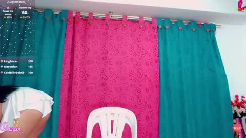 sexy_brunette2590 online show from August 10, 3:54 am