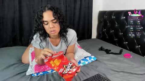 Alexaa online show from February 6, 8:03 pm