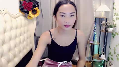 sexyshinixx online show from November 18, 5:57 pm