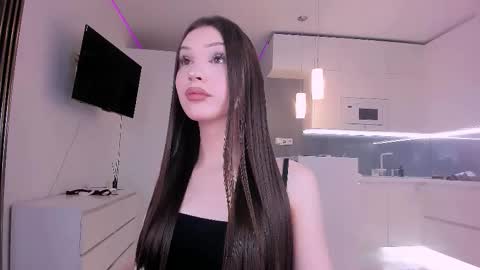 Sharon online show from November 8, 9:59 pm