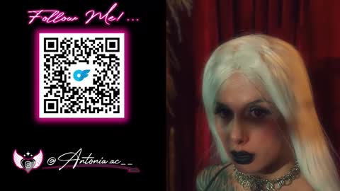 Antonia online show from December 3, 5:50 pm