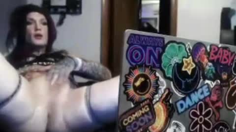 HungGirl online show from August 10, 2:37 am