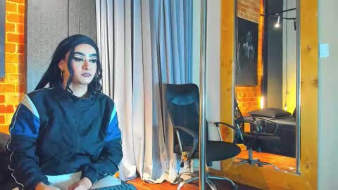 SinnaDark online show from March 14, 11:14 am