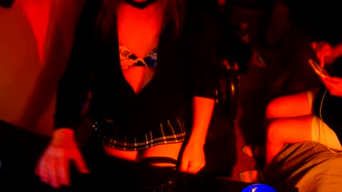 Snapshot of sissyred2314 chatting on September 14, 7:02 am red online show from September 14, 7:02 am