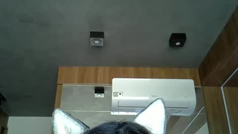 skinnykittencam online show from October 5, 2:50 pm