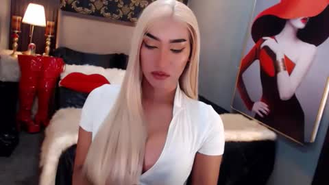 smasherqueen online show from June 8, 8:47 am