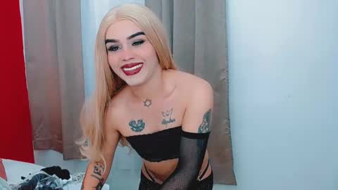 sophi_avenus online show from March 2, 6:57 pm