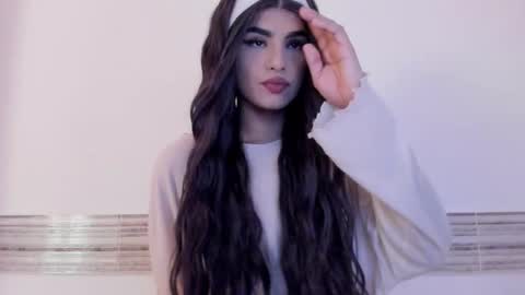 Sophia online show from February 4, 9:19 pm