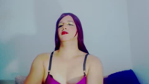 sophiehillsxo online show from February 22, 6:38 am