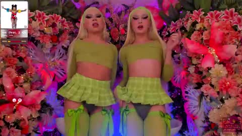  Alison  Sharon  online show from April 15, 3:34 am