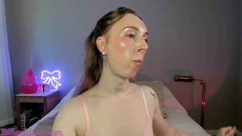 Star  Deluge  online show from February 27, 9:54 pm