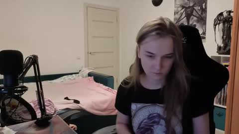 Diana online show from November 1, 3:31 pm