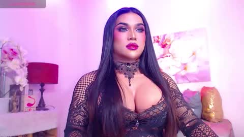 CALL ME STELLA online show from February 3, 6:22 am