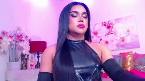 CALL ME STELLA online show from March 24, 7:02 am