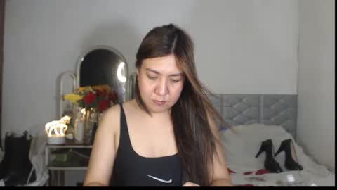 Stella online show from November 7, 6:41 pm