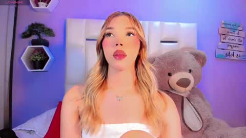 Steisee Reyes online show from September 13, 9:26 am