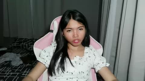 sugar_holly96 online show from April 17, 1:03 pm