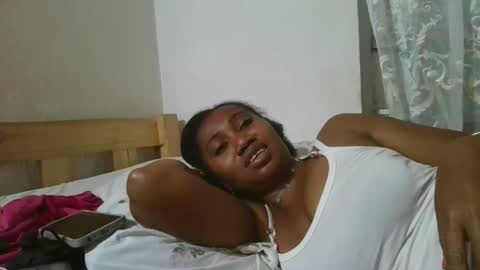 surbelle online show from February 8, 2:23 pm