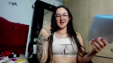 sweet__suck69bitch online show from September 11, 3:37 am