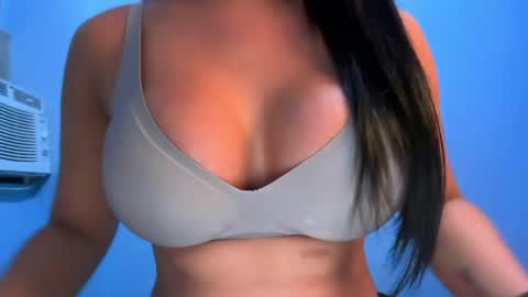 SCARLLET online show from March 18, 3:33 pm