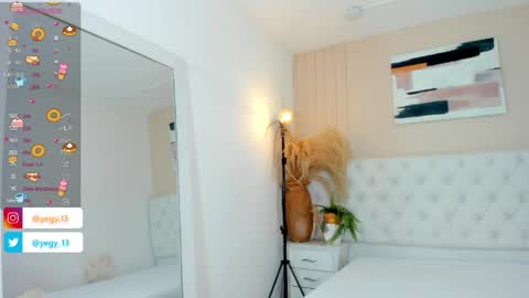 Yeileen online show from April 14, 11:54 pm