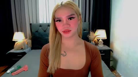 bea takashi  online show from April 12, 9:45 am