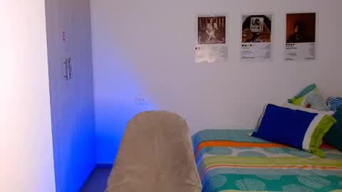 SWEETJAMES  online show from February 4, 7:55 pm