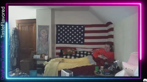 Snapshot of tasteflavored_femboy chatting on January 26, 10:45 am Taste online show from January 26, 10:45 am