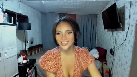 tasteofinnocentxx online show from February 4, 7:13 am