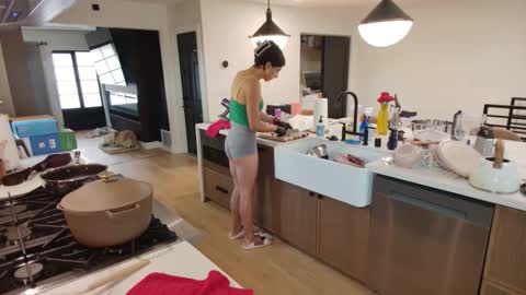 babygirlmami online show from March 16, 12:58 am