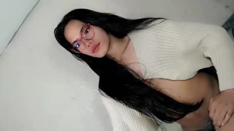 the_horny_bella online show from March 3, 12:56 pm