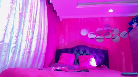 tiffanymackensyy69 online show from March 16, 3:43 am
